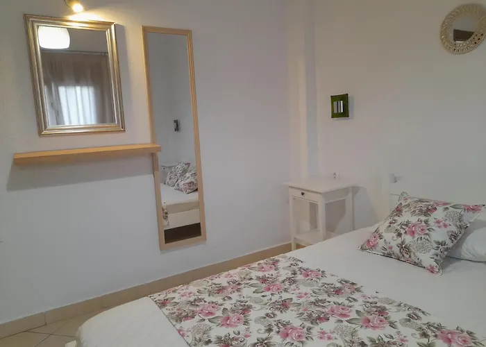 Afroditis House * 奥马斯帕纳吉亚斯