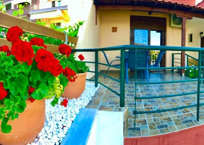 Afroditis House *